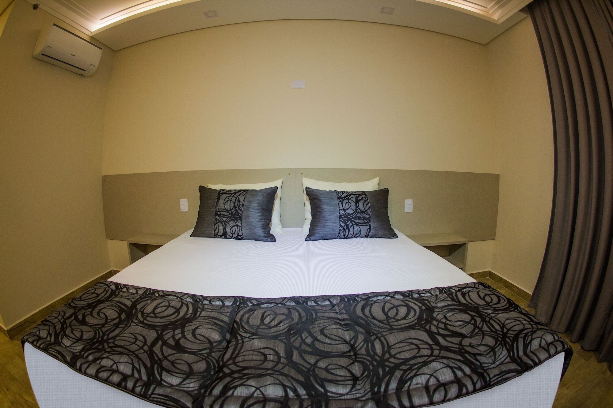 Summit Suites Hotel Cacapava Zewnętrze zdjęcie